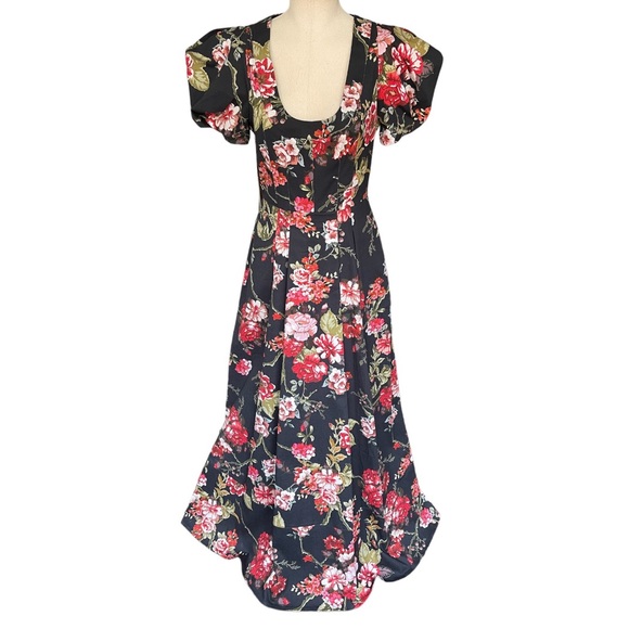 GOOP G. Label Rita Round-Neck Gown in Black Ground Floral - Picture 6 of 14